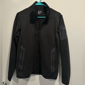 Arc’teryx women’s covert cardigan black medium